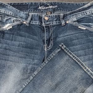 Wallflower jeans